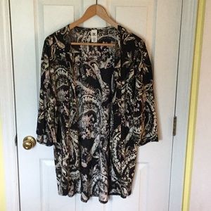 Gorgeous Black Patterned cardigan duster